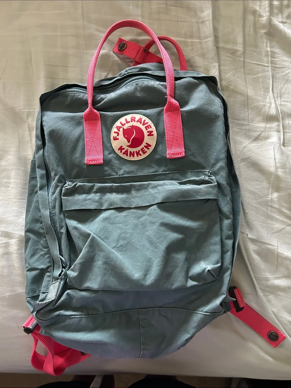 Fjallraven Kånken Backpack in Teal with Pink Accents